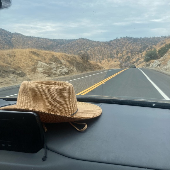 Meet your Posher, Kelly - Picture 4 of 7